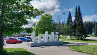 KESÄLIIKUNNAN ILOA URHEILUKESKUKSESSA